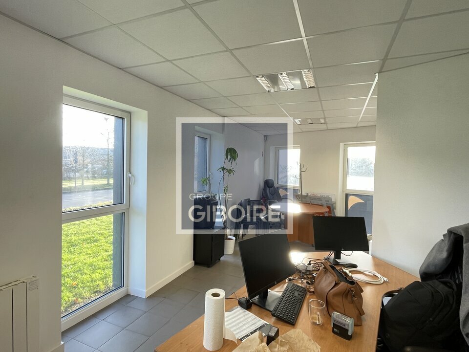 Local d'activites  - NOYAL CHATILLON SUR SEICHE (35.7010) - 9