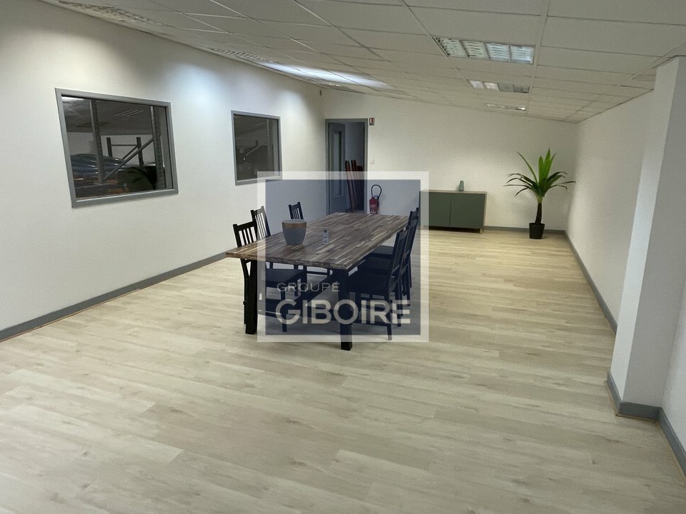 Local d'activites  - CESSON SEVIGNE (35.4609) - 9