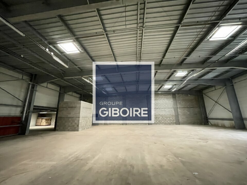 Local d'activites  - BETTON (35.6440) - 5
