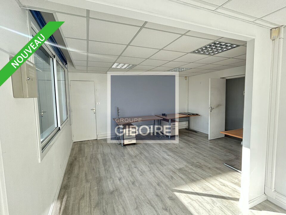 Local d'activites  - CHTEAUBOURG (35.7139) - 6
