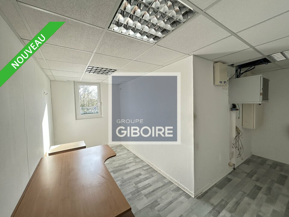 Local d'activites  - CHTEAUBOURG (35.7139) - 7