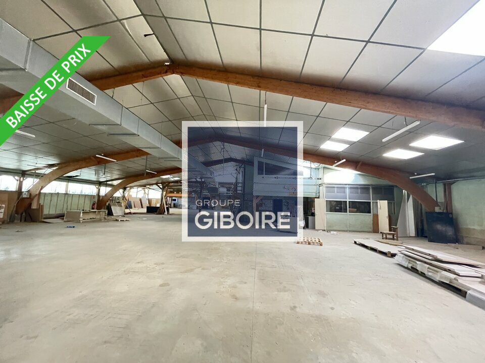 Local d'activites  - BEDEE (35.6717) - 8