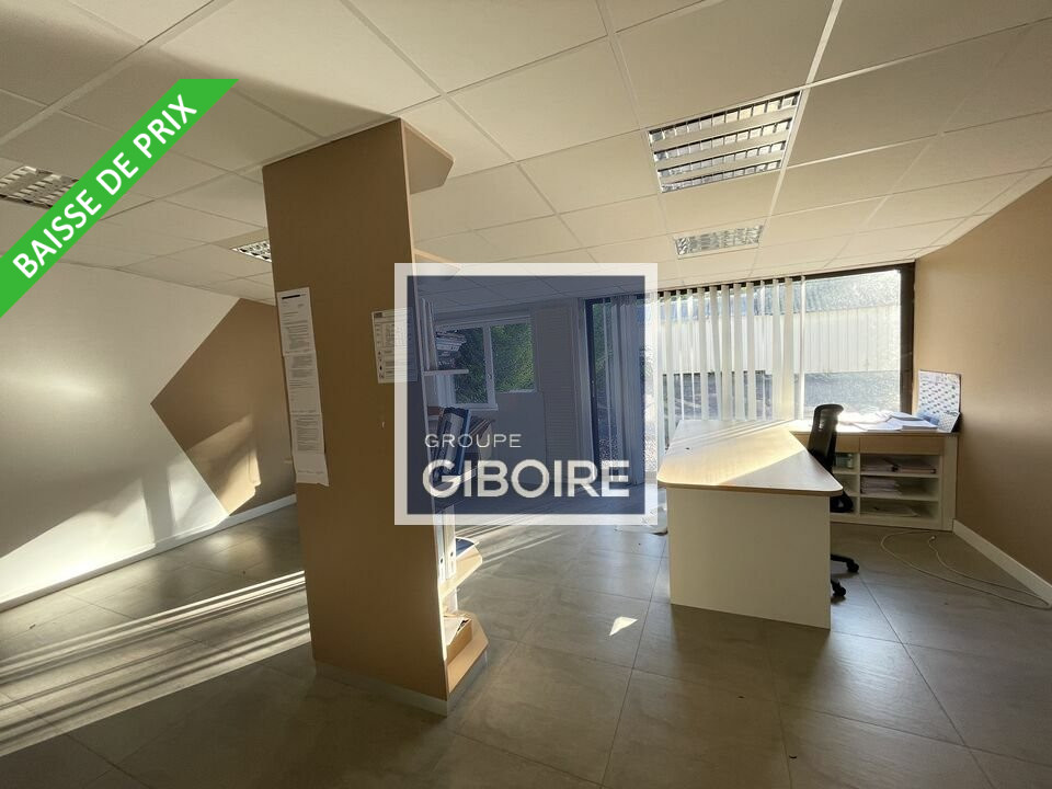 Local d'activites  - BEDEE (35.6717) - 10