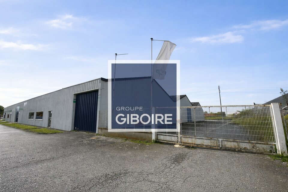 Local d'activites  - LE RHEU (35.6914) - 2