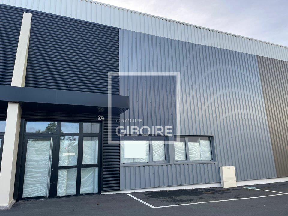 Local d'activites  - LA MEZIERE (35.6423) - 1