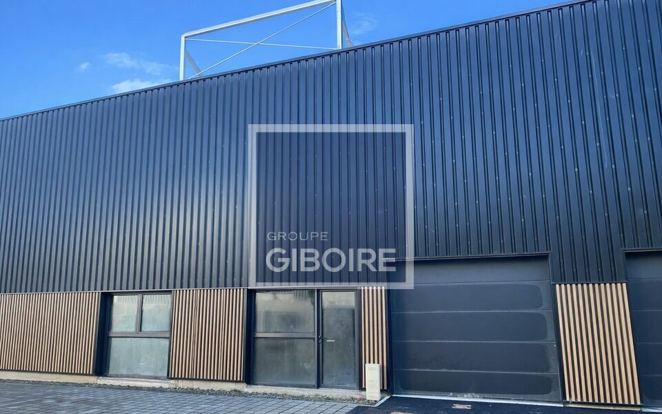 Local d'activites  - BRUZ (35.7000) - vue principale