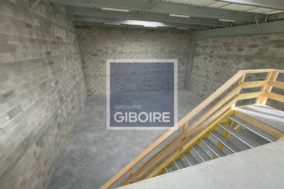 Local d'activites  - BRUZ (35.7000) - 4