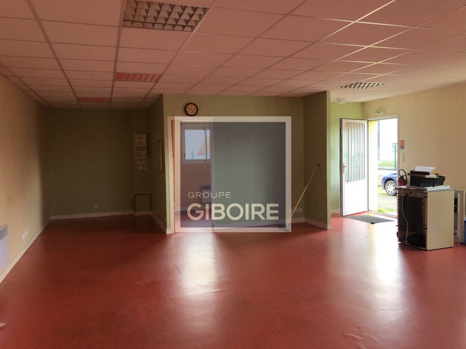 Local d'activites  - MORDELLES (35.4345) - 3