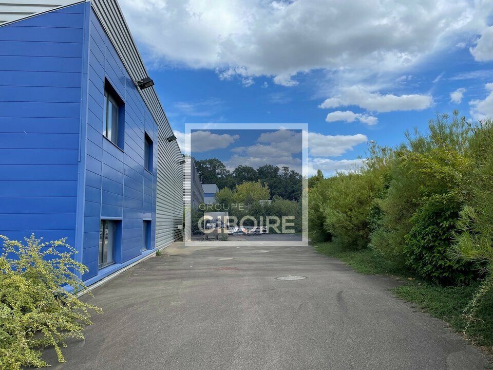 Local d'activites  - CESSON SEVIGNE (35.5492) - 2