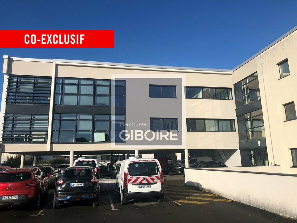 Bureaux  - SAINT GREGOIRE (35.5865) - 2