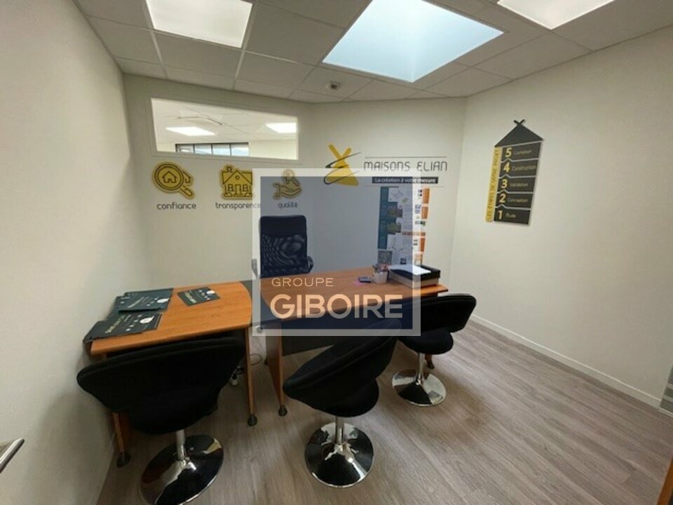 Bureaux  - CESSON SEVIGNE (35.6529) - 3