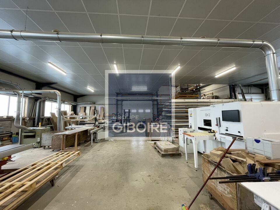 Local d'activites  - BOURGBARRE (35.6637) - 3
