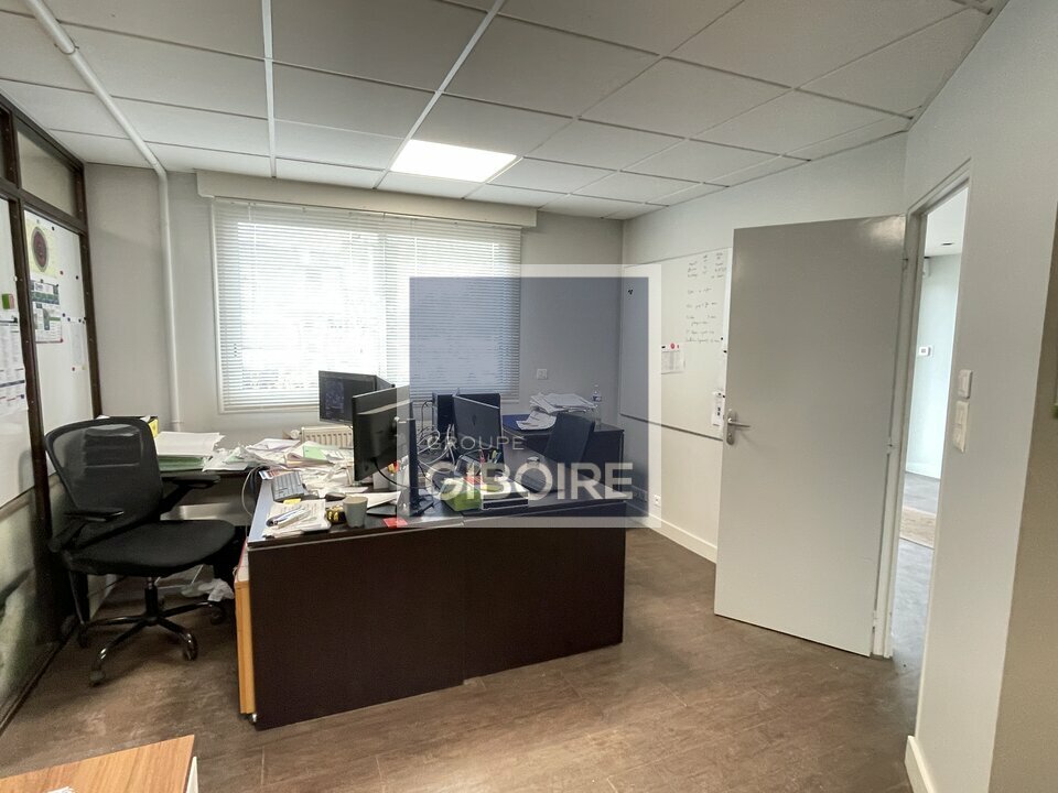 Local d'activites  - BOURGBARRE (35.6637) - 5