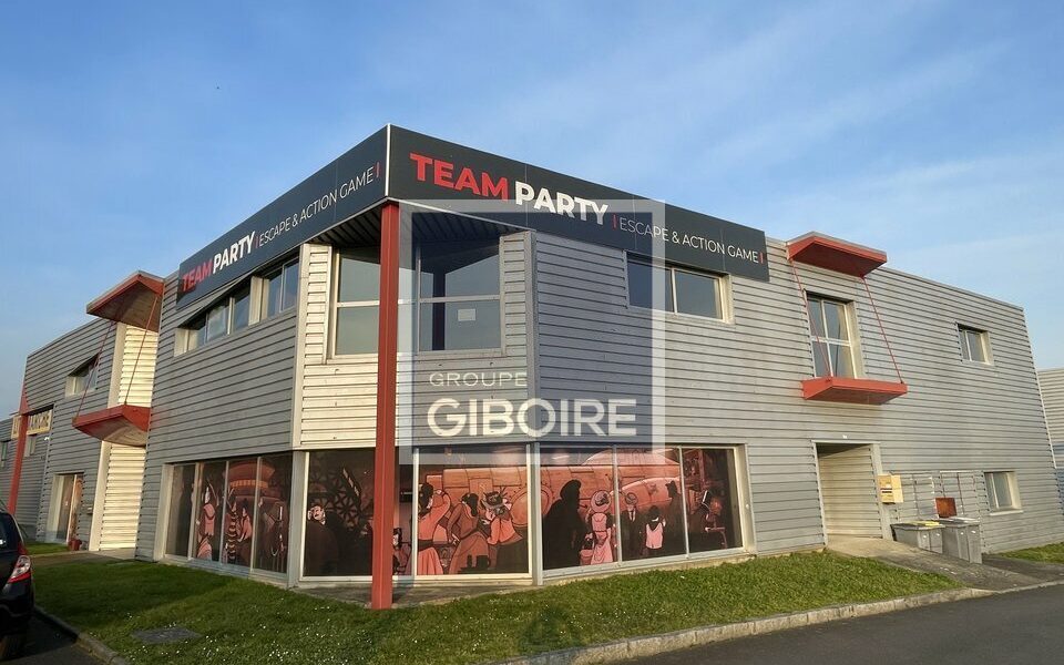 Local d'activites  - MONTGERMONT (35.6831) - vue principale
