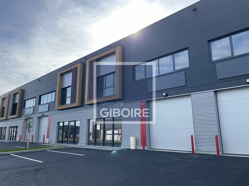 Local d'activites  - MORDELLES (35.7186) - 1