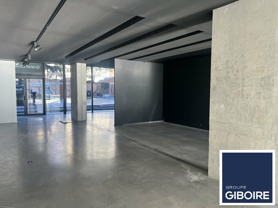 Local commercial - a louer  - RENNES (35.6319) - 2