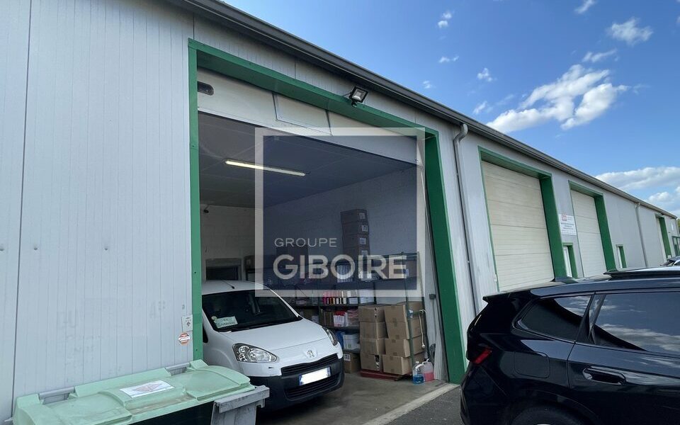 Local d'activites  - NOYAL CHATILLON SUR SEICHE (35.6751) - vue principale