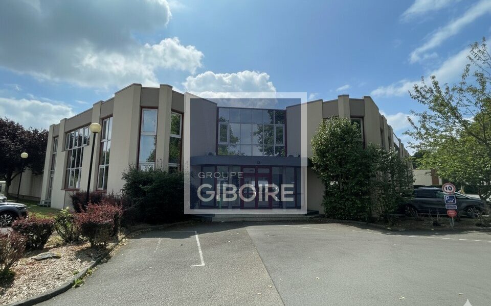 Local d'activites  - CESSON-SVIGN (35.6900) - vue principale