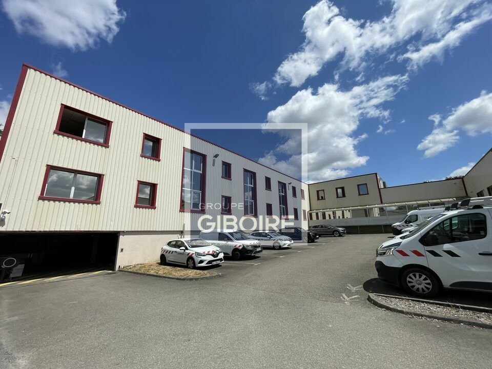 Local d'activites  - CESSON-SVIGN (35.6900) - 2