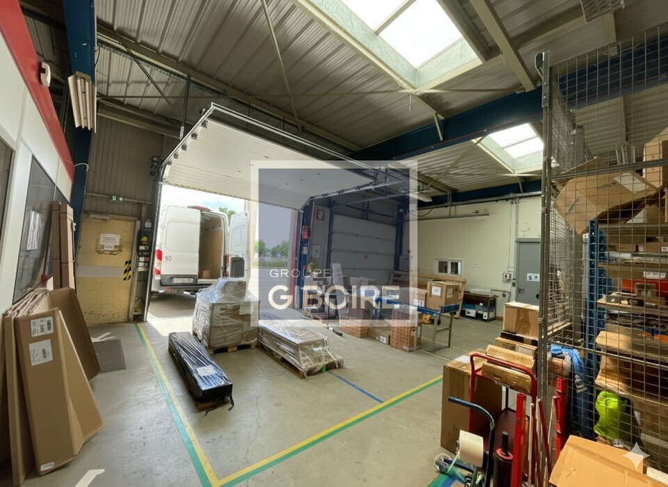 Local d'activites  - CESSON-SVIGN (35.6900) - 5