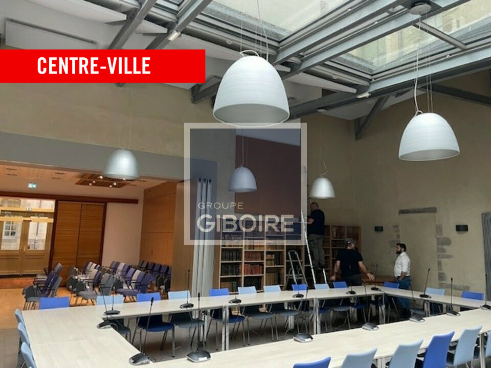 Bureaux  - RENNES (35.6784) - 6