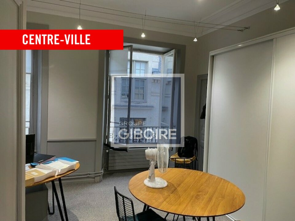 Bureaux  - RENNES (35.6784) - 4
