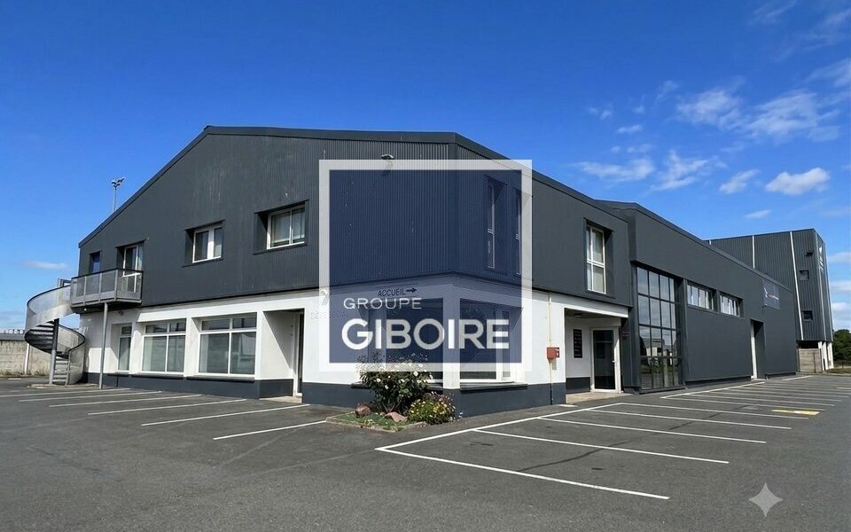 Local d'activites  - VEZIN LE COQUET (35.7234) - vue principale