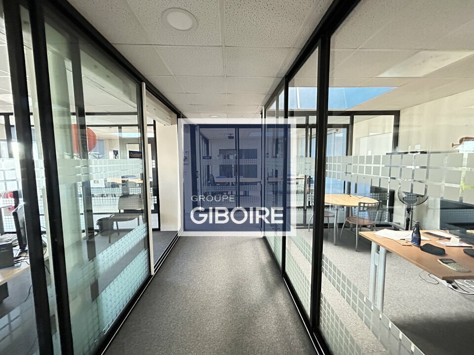 Local d'activites  - VEZIN LE COQUET (35.7234) - 5