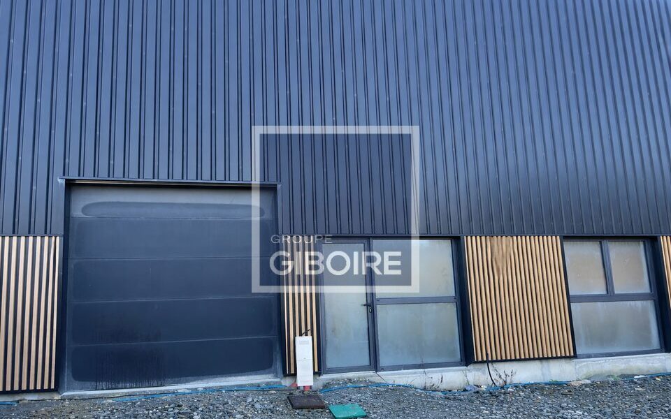 Local d'activites  - GOVEN (35.6789) - vue principale