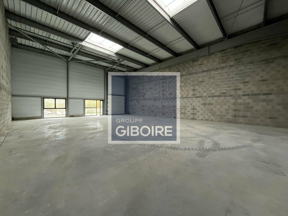Local d'activites  - GOVEN (35.6789) - 4