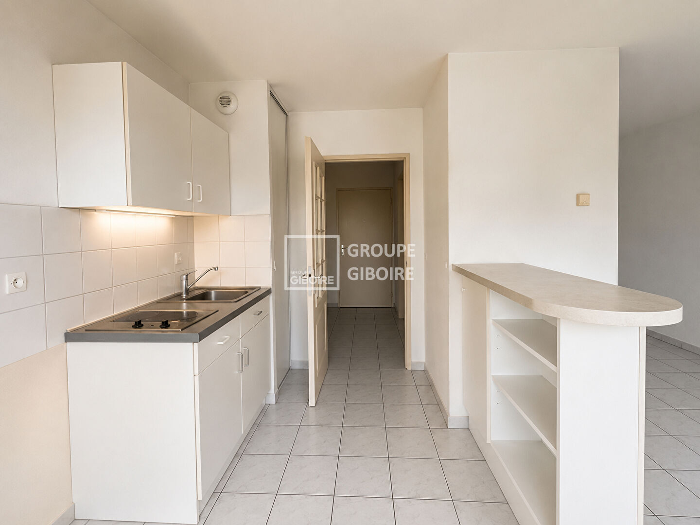 Appartement T1  - REZE (SE26572) - 4