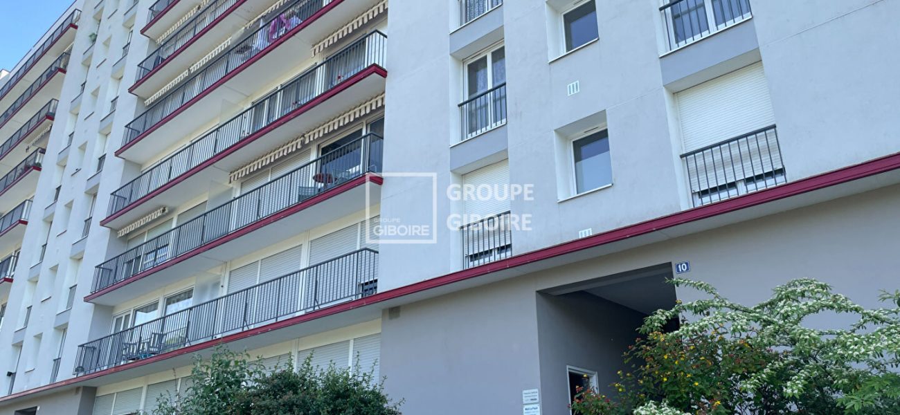 Parking T1  - RENNES (AX26554GE) - vue principale