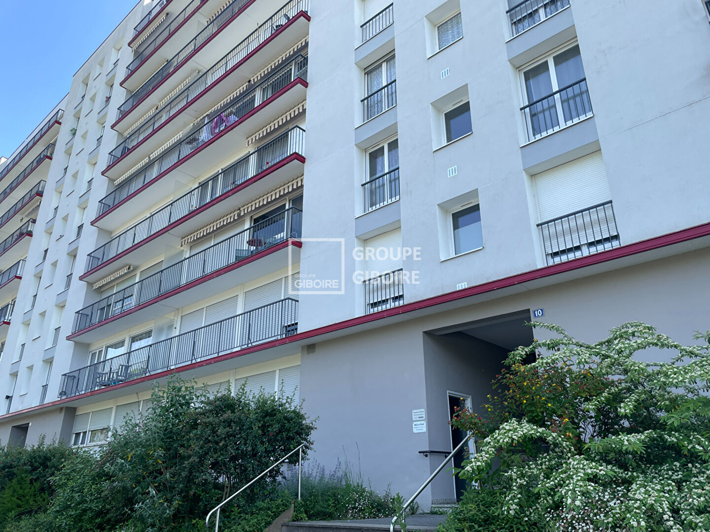 Parking T1  - RENNES (AX26554GE) - 1