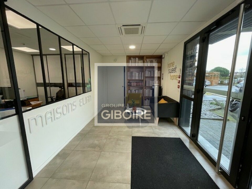 Bureaux  - CESSON SEVIGNE (35.6528) - 4