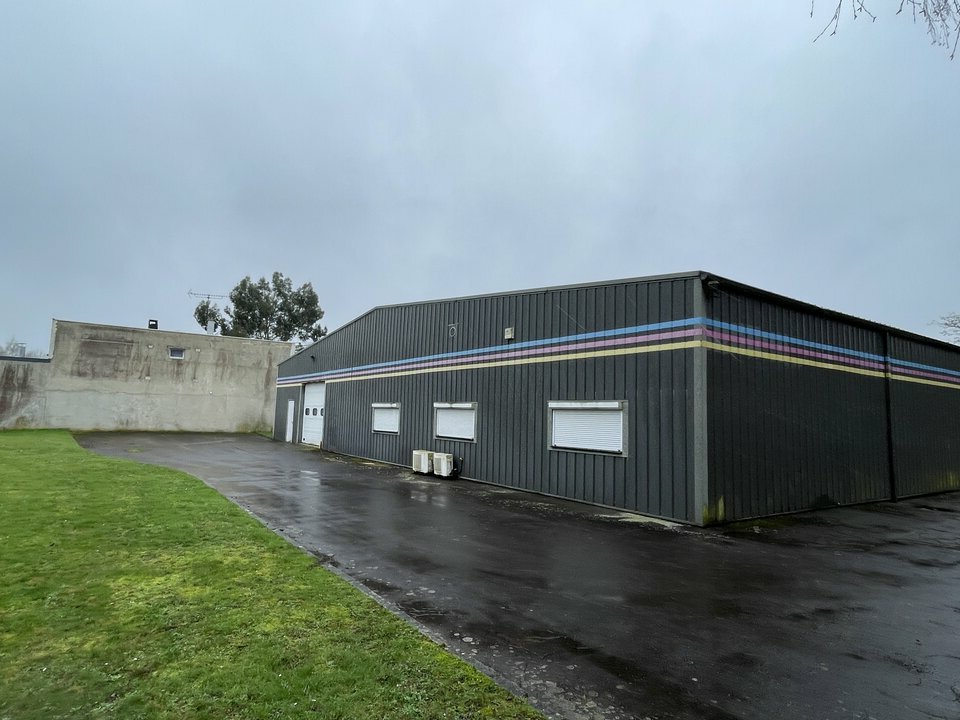 Local d'activites  - BETTON (35.7116) - 8