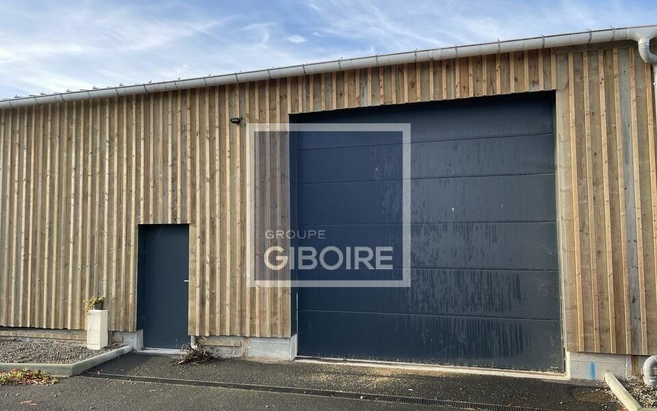 Local d'activites  - SAINT-JOUAN-DES-GURETS (35.6048) - vue principale