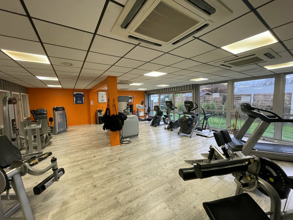 Local d'activites  - BETTON (35.7116) - 7