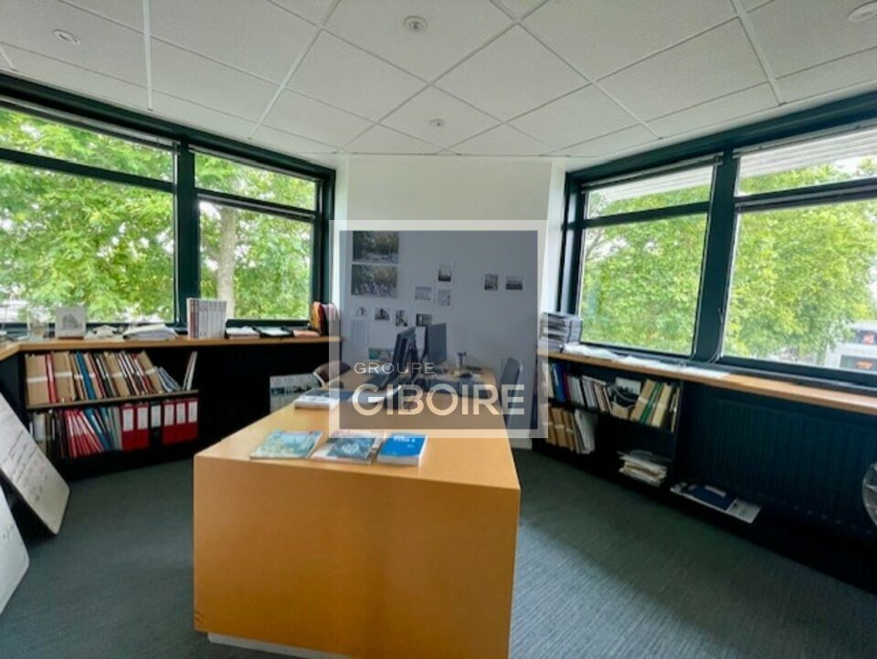Bureaux  - RENNES (35.6775) - 3