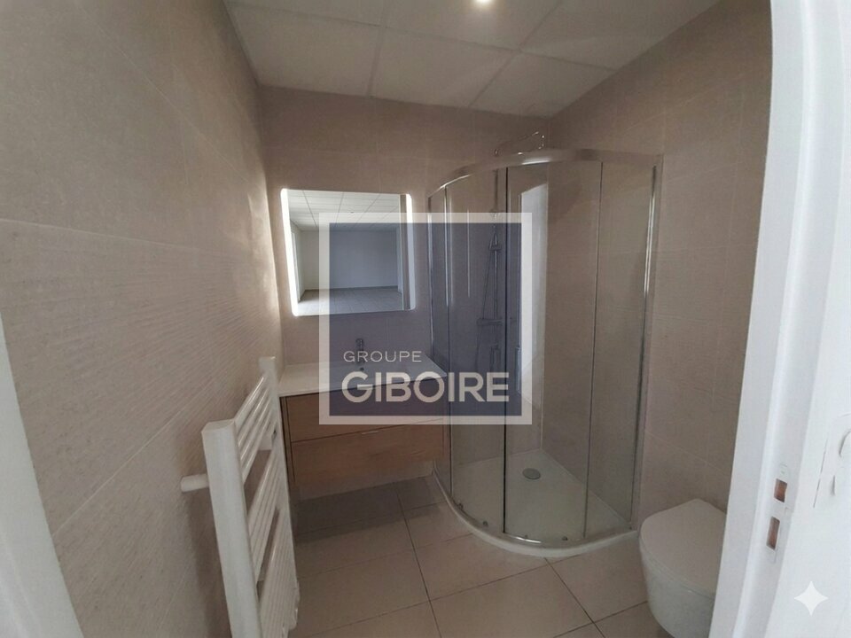 Local d'activites  - BRUZ (35.7000) - 8