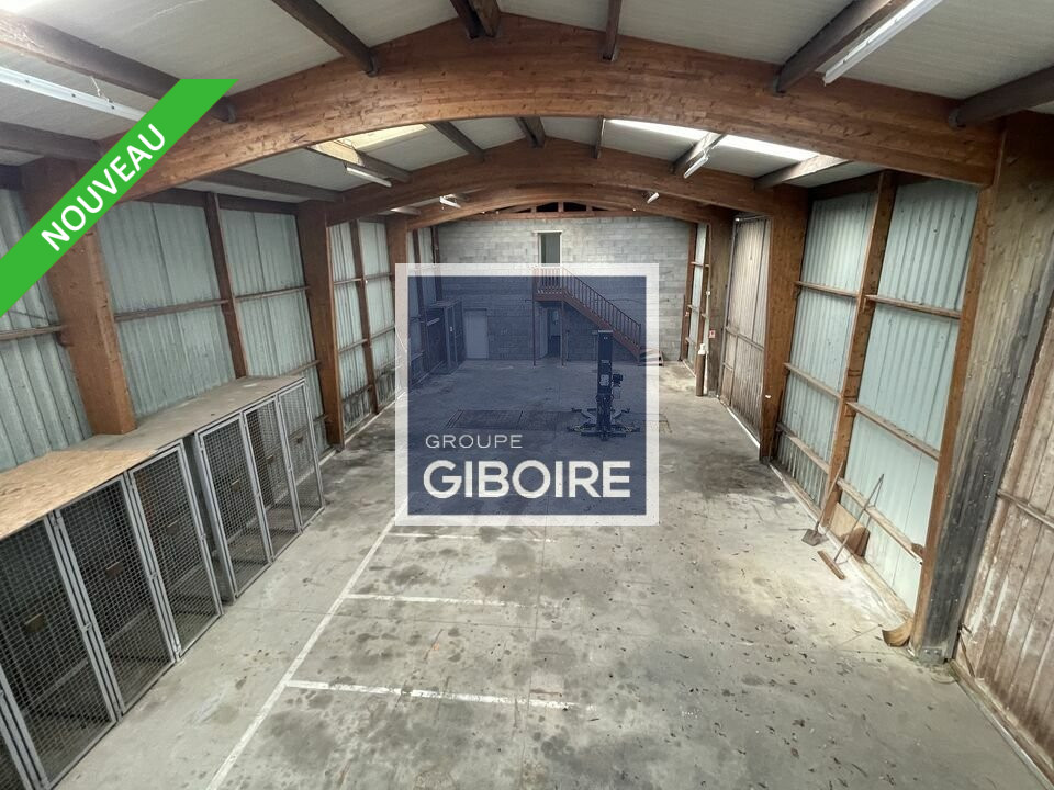 Local d'activites  - DOMLOUP (35.7203) - 3
