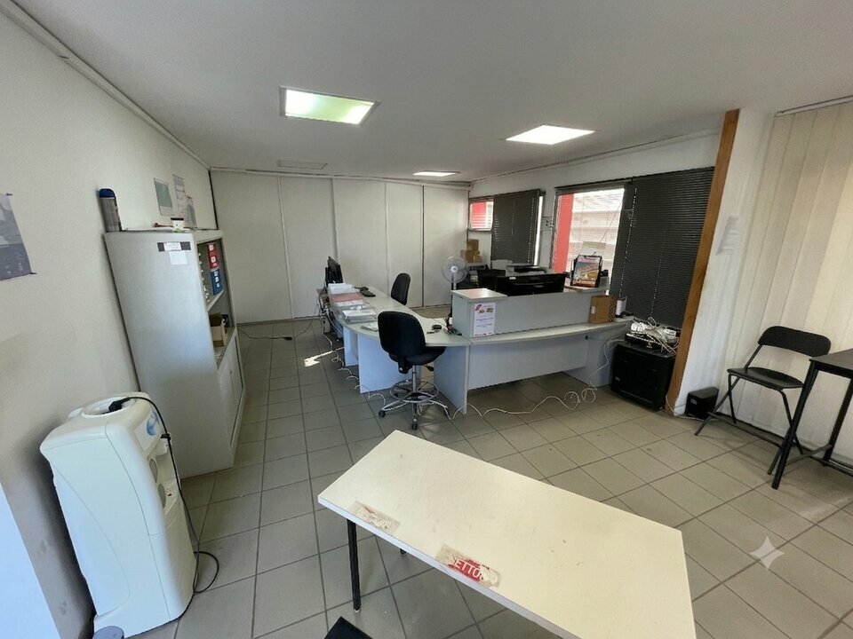 Local d'activites  - BETTON (35.7269) - 11