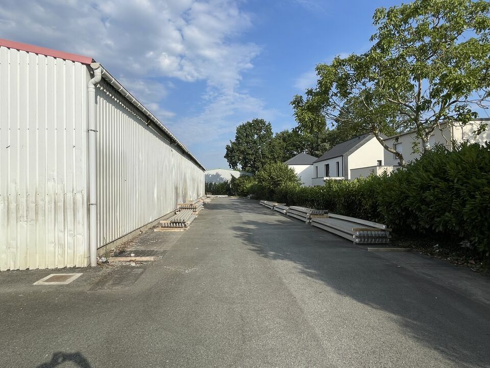 Local d'activites  - BETTON (35.7269) - 12