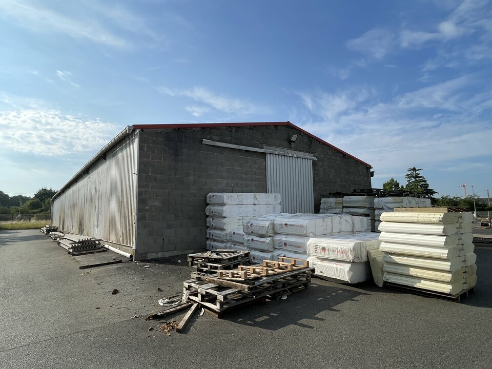 Local d'activites  - BETTON (35.7269) - 8