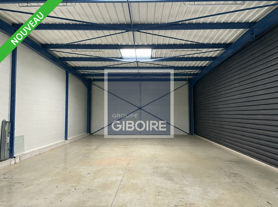 Local d'activites  - LES GARENNES SUR LOIRE (49.017493) - 1