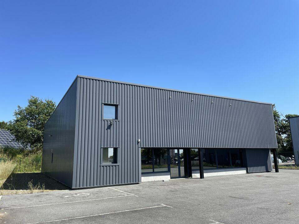 Local d'activites  - LA MEZIERE (35.4211) - 13