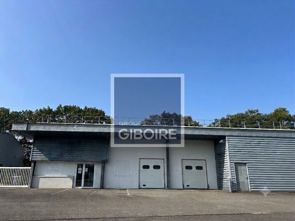 Local d'activites  - SAINT-JACQUES-DE-LA-LANDE (35.7262) - 2