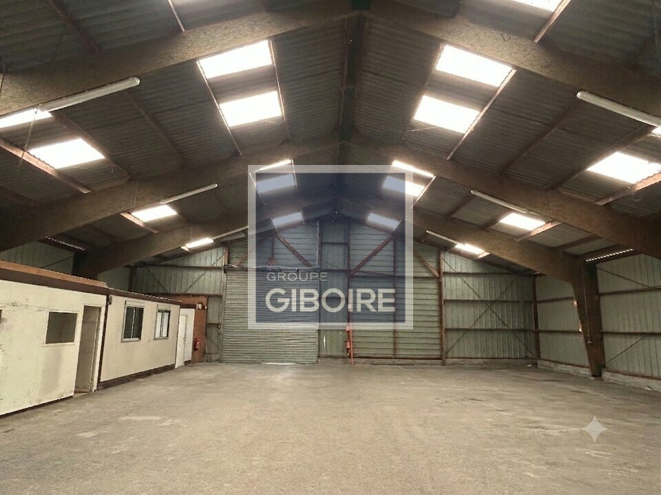Local d'activites  - SAINT-JACQUES-DE-LA-LANDE (35.7279) - 4