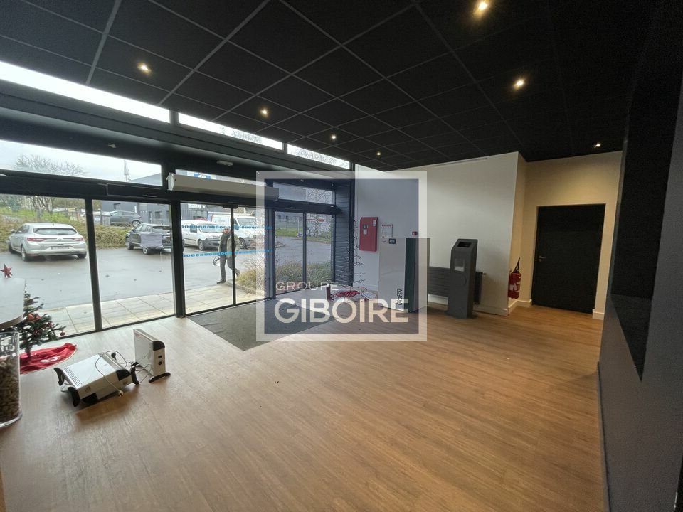Local d'activites  - CESSON-SEVIGNE (35.6476) - 7