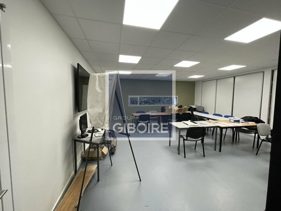 Local d'activites  - CESSON-SEVIGNE (35.6476) - 3