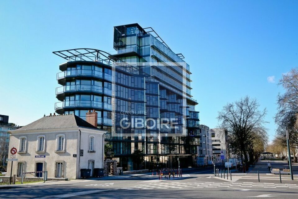 Local commercial - a louer  - RENNES (35.7292) - 1